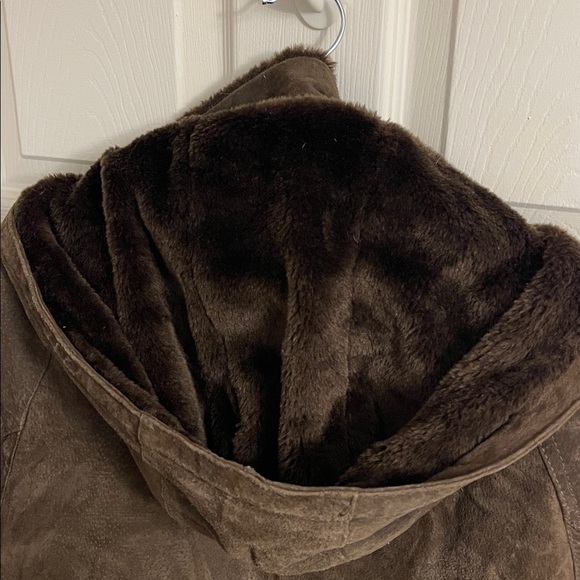 Premier Vintage Women's Suede Leather Utility Jacket in Brown - Picture 11 of 11